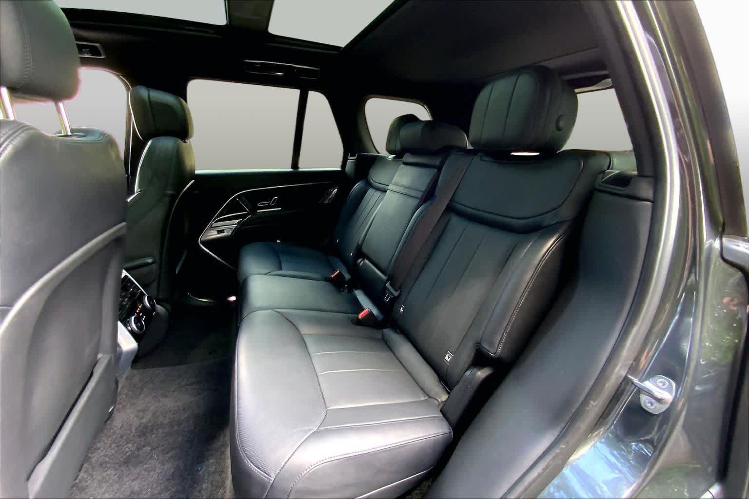 Used 2023 Land Rover Range Rover SE AWD/4WD image 19