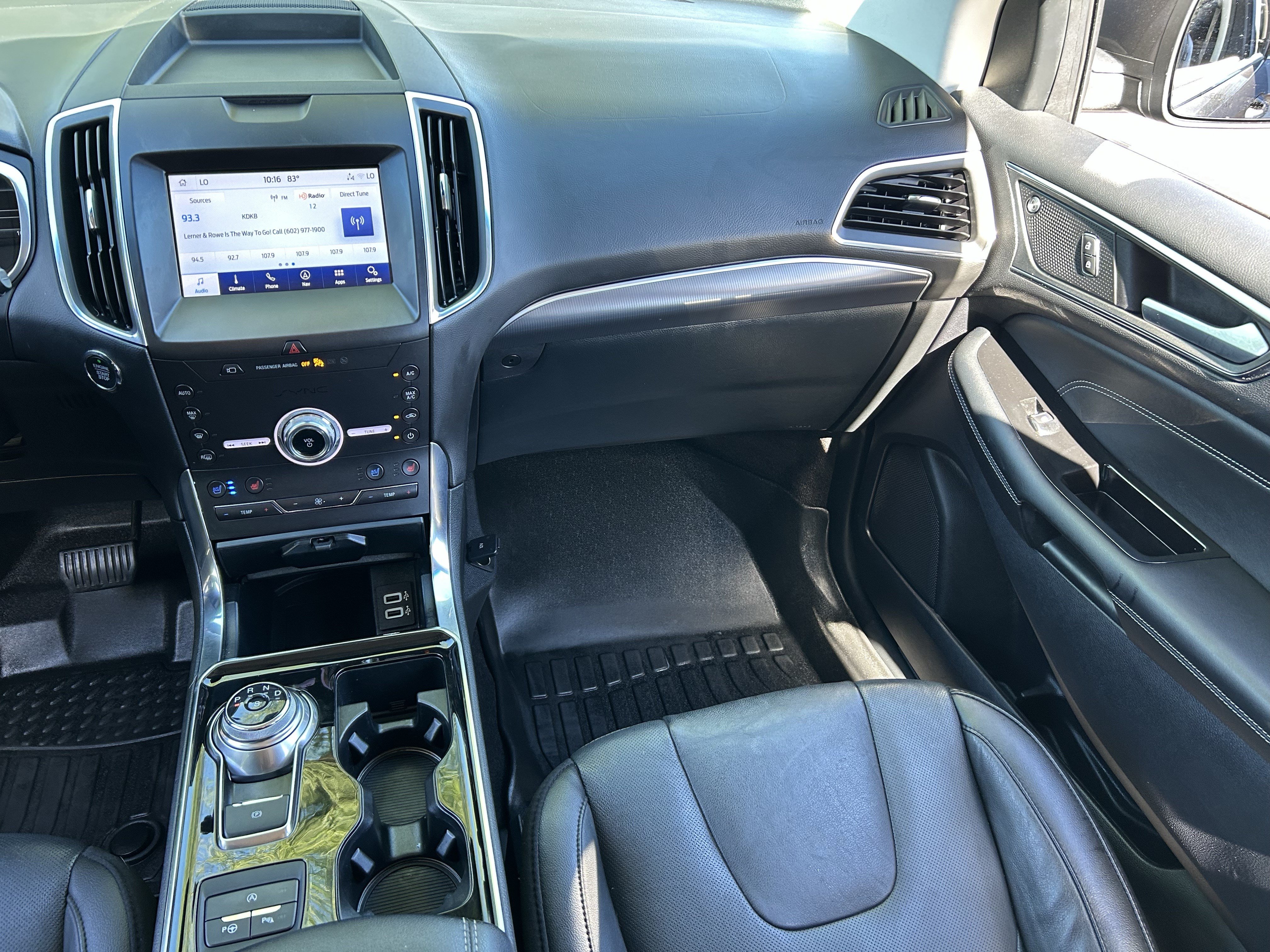 Used 2020 Ford Edge Titanium w/ Equipment Group 301A AWD/4WD image 14