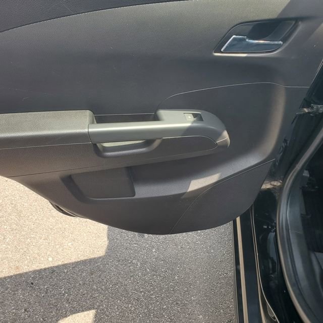 Used 2012 Chevrolet Sonic LT image 33