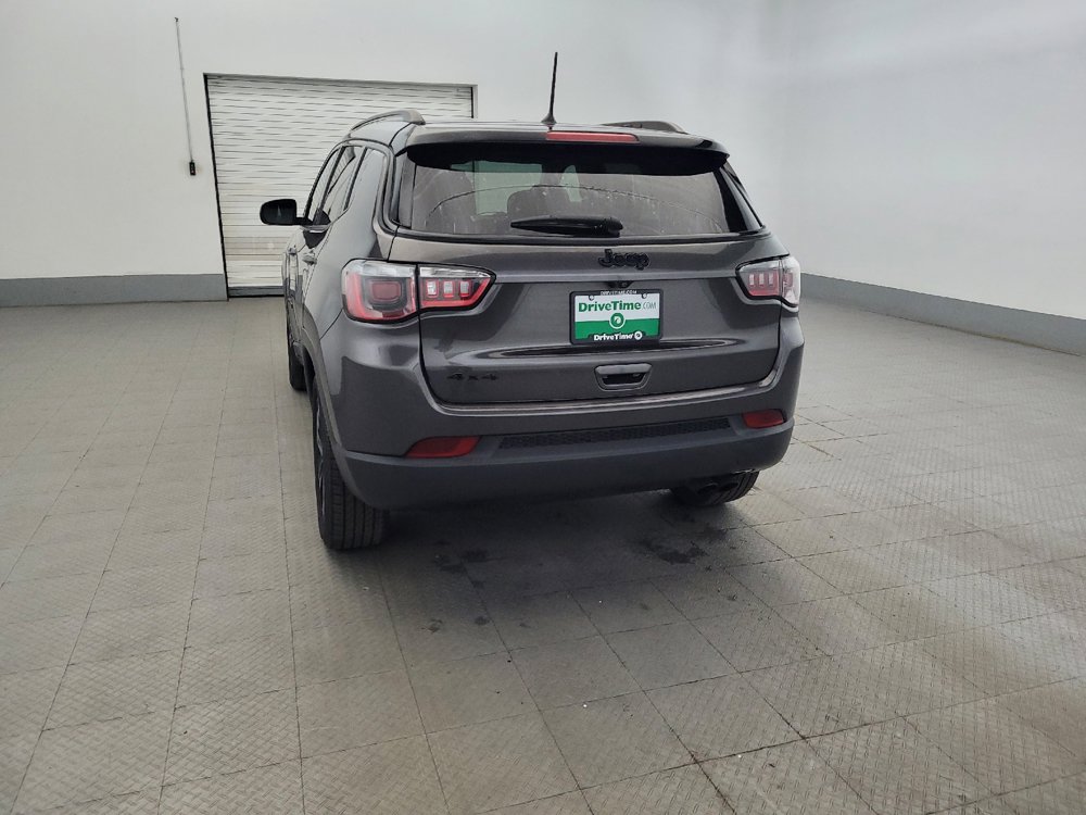 Used 2018 Jeep Compass Latitude AWD/4WD image 6