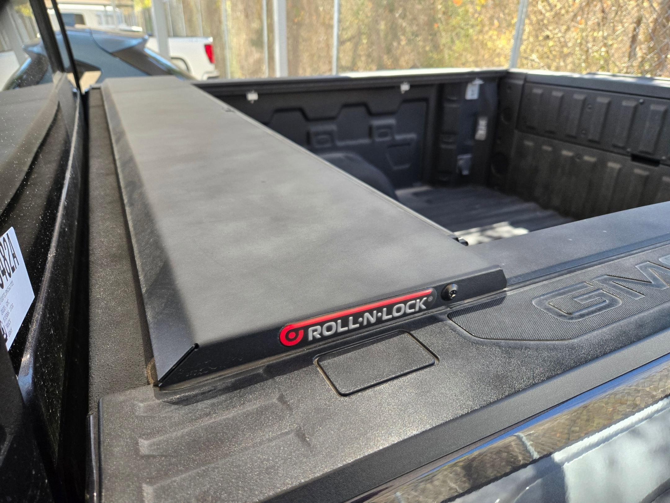 Used 2022 GMC Sierra 1500 AT4X image 10