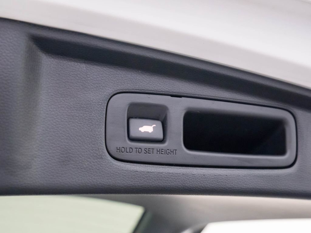 Certified 2025 Honda CR-V Sport Touring image 34
