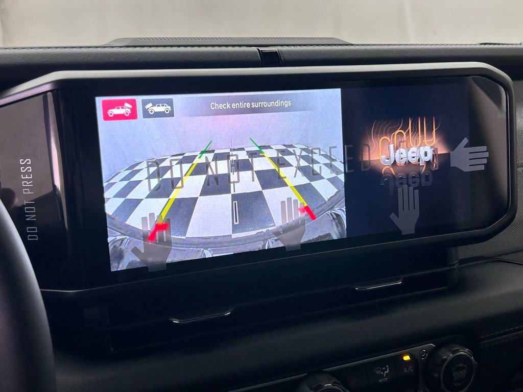 New 2025 Jeep Wrangler Sahara w/ Safety Group image 28