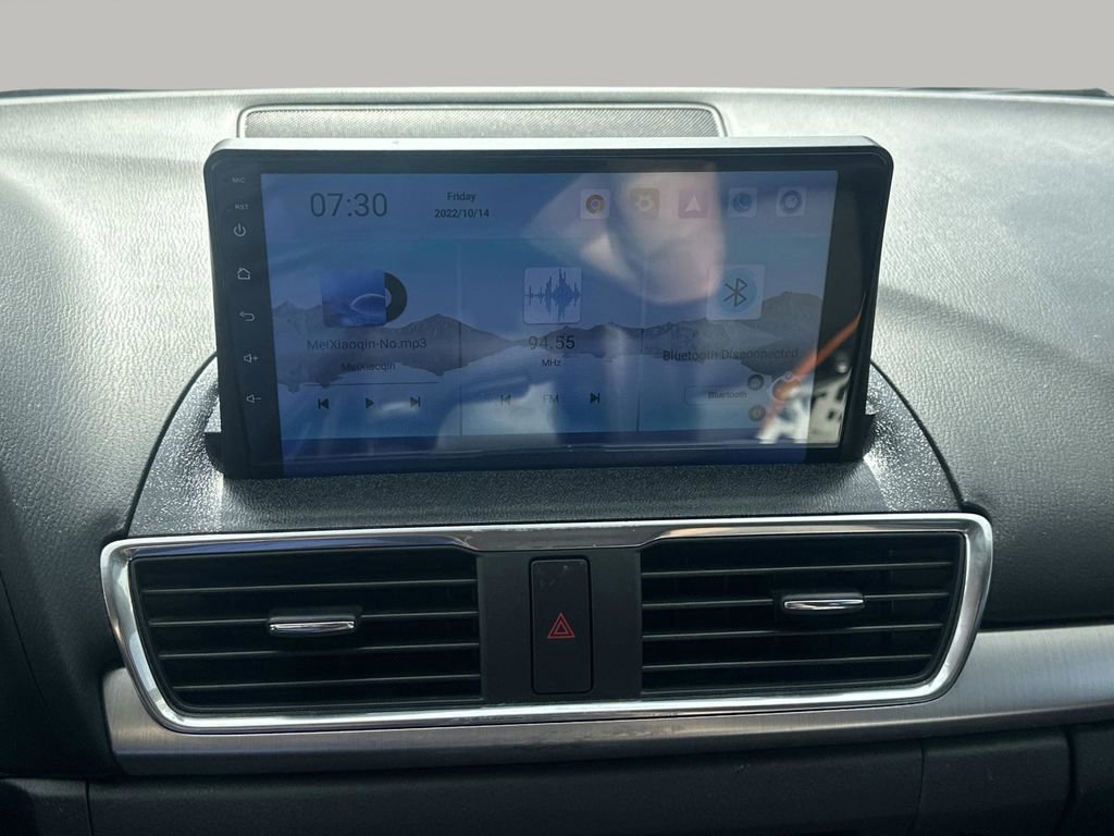 Used 2014 MAZDA MAZDA3 s Touring image 18