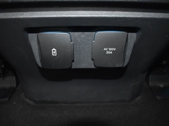 Used 2021 Ford F150 Lariat w/ Equipment Group 502A High image 44