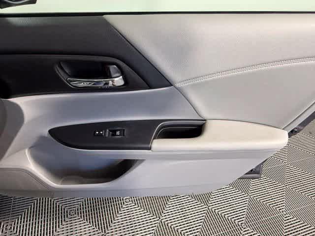 Used 2015 Honda Accord EX-L image 56