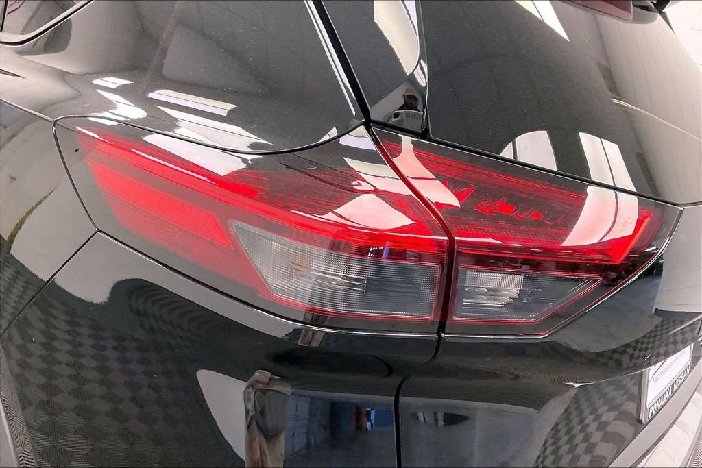 Certified 2023 Nissan Rogue SL w/ SL Premium Package image 25