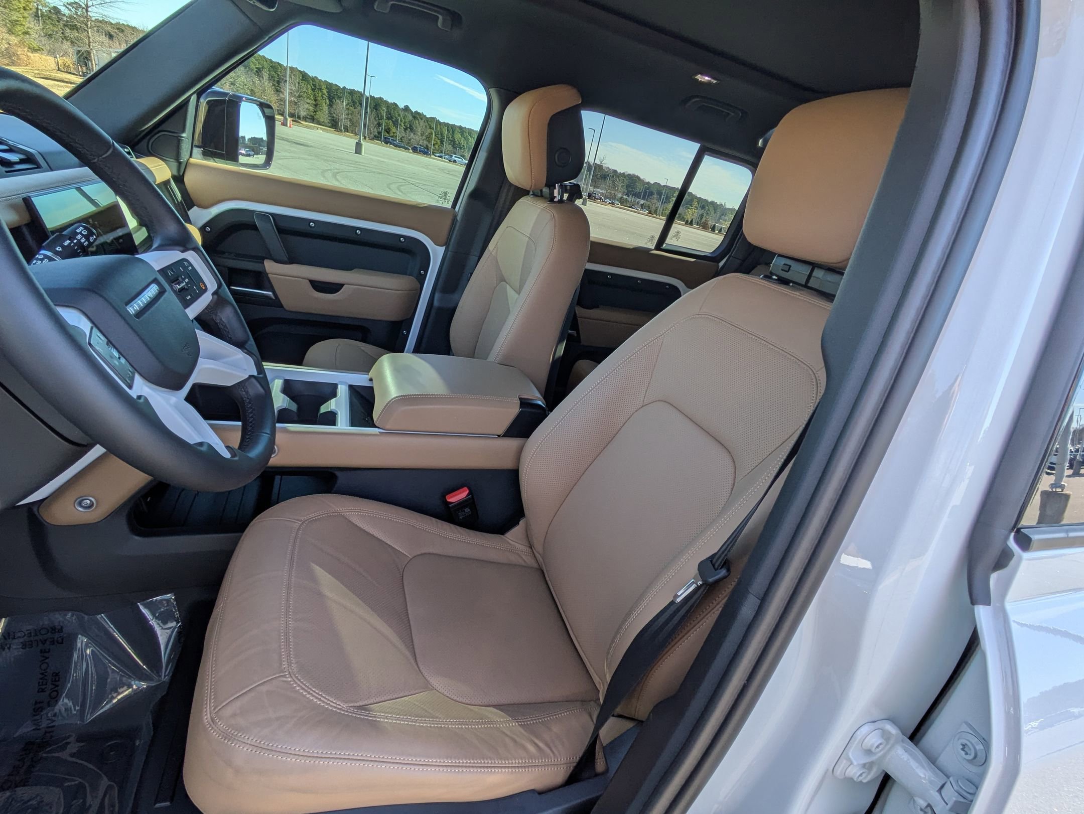 Certified 2025 Land Rover Defender 110 X-Dynamic SE image 20