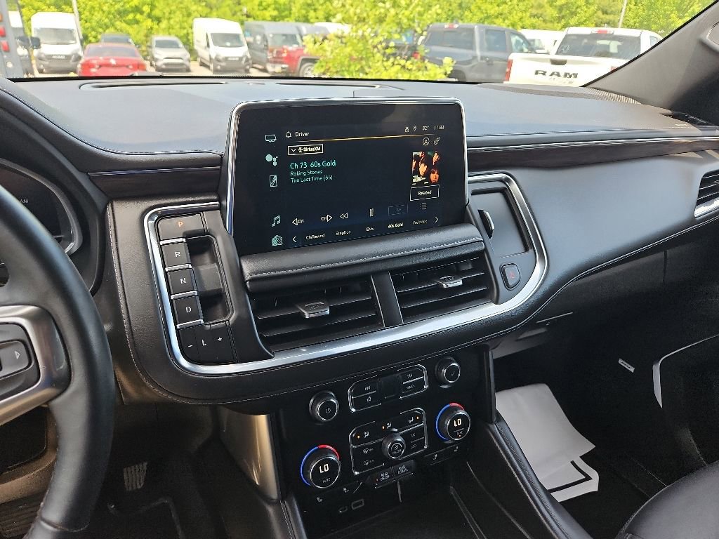 Used 2023 Chevrolet Tahoe Z71 w/ Luxury Package AWD/4WD image 20
