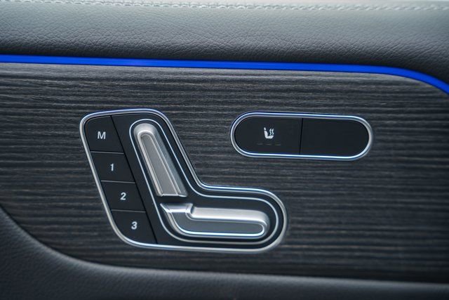 New 2026 Mercedes-Benz GLB 250 4MATIC image 40