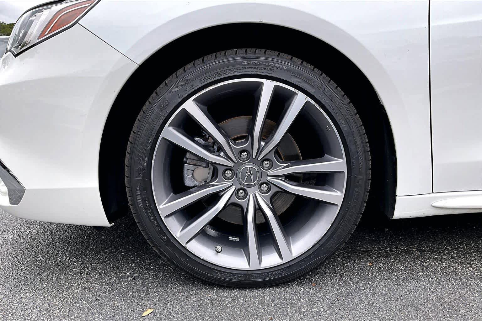 Used 2019 Acura TLX V6 SH-AWD w/ Technology Pkg image 11