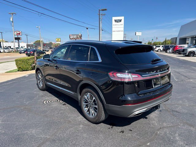 Used 2019 Lincoln Nautilus Select FWD image 9