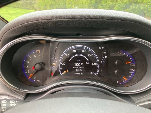 Used 2018 Jeep Grand Cherokee Overland w/ Jeep Active Safety Group AWD/4WD image 16