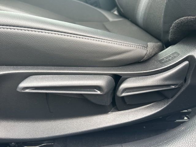 Used 2025 Honda Civic Sport image 16