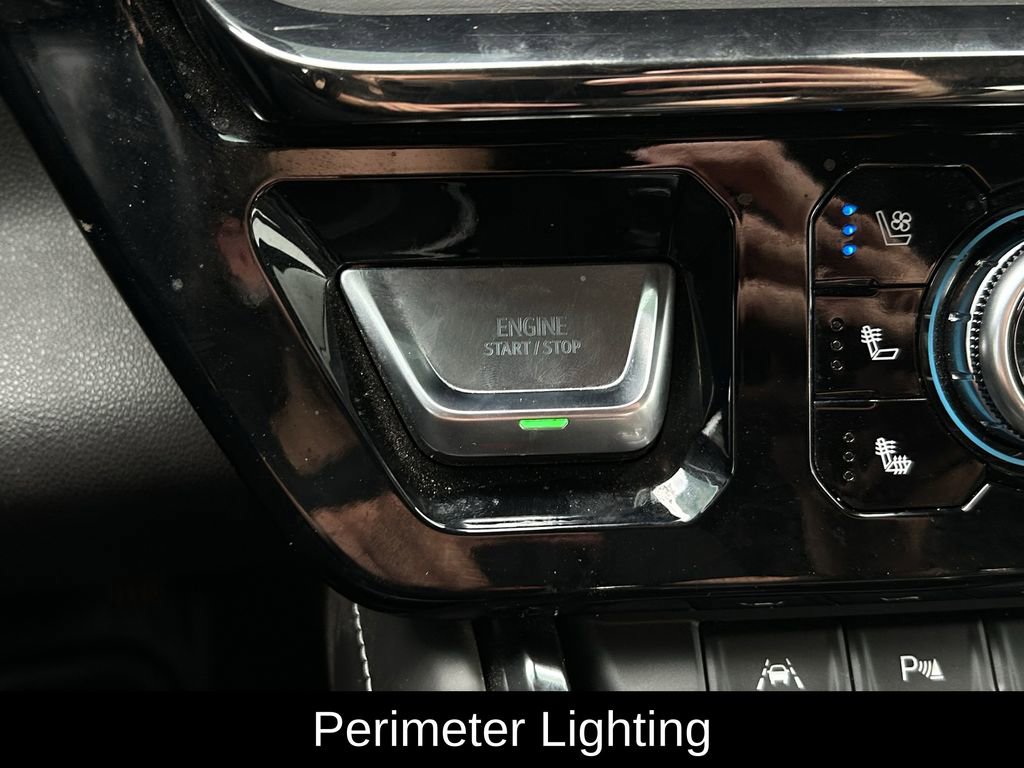 Used 2023 GMC Sierra 1500 AT4X image 28