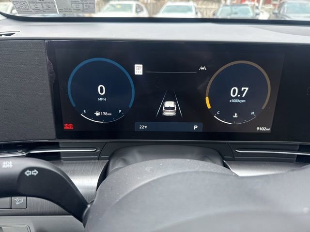 Used 2024 Hyundai Kona Limited image 10