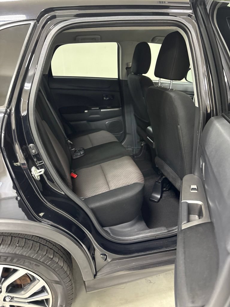 Used 2019 Mitsubishi Outlander Sport ES FWD image 26