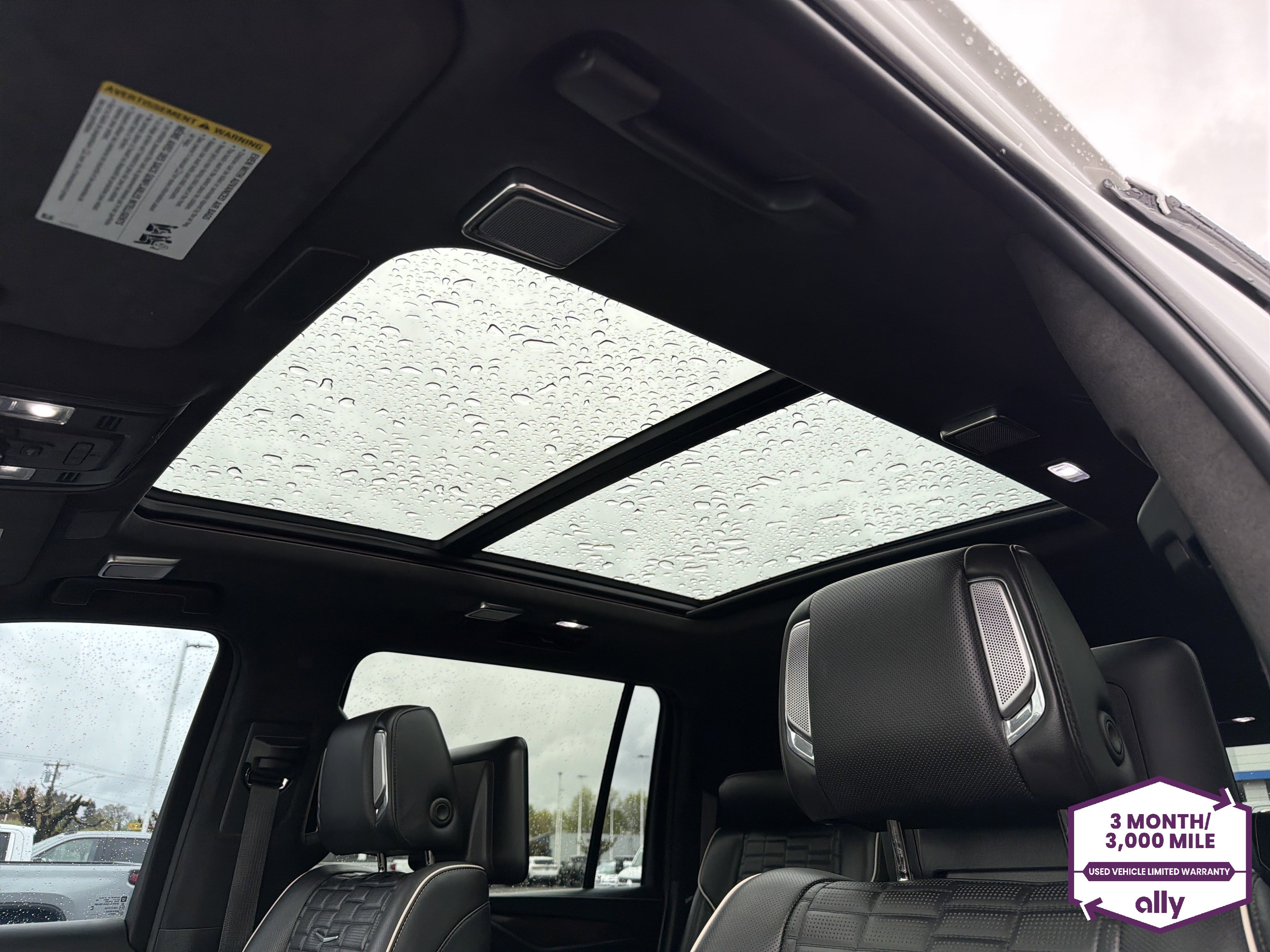 Used 2021 Cadillac Escalade ESV Sport Platinum w/ Heavy-Duty Trailer Package image 17