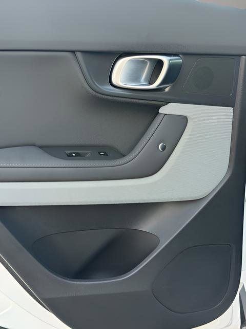 Used 2022 Polestar Polestar 2 AWD/4WD image 24