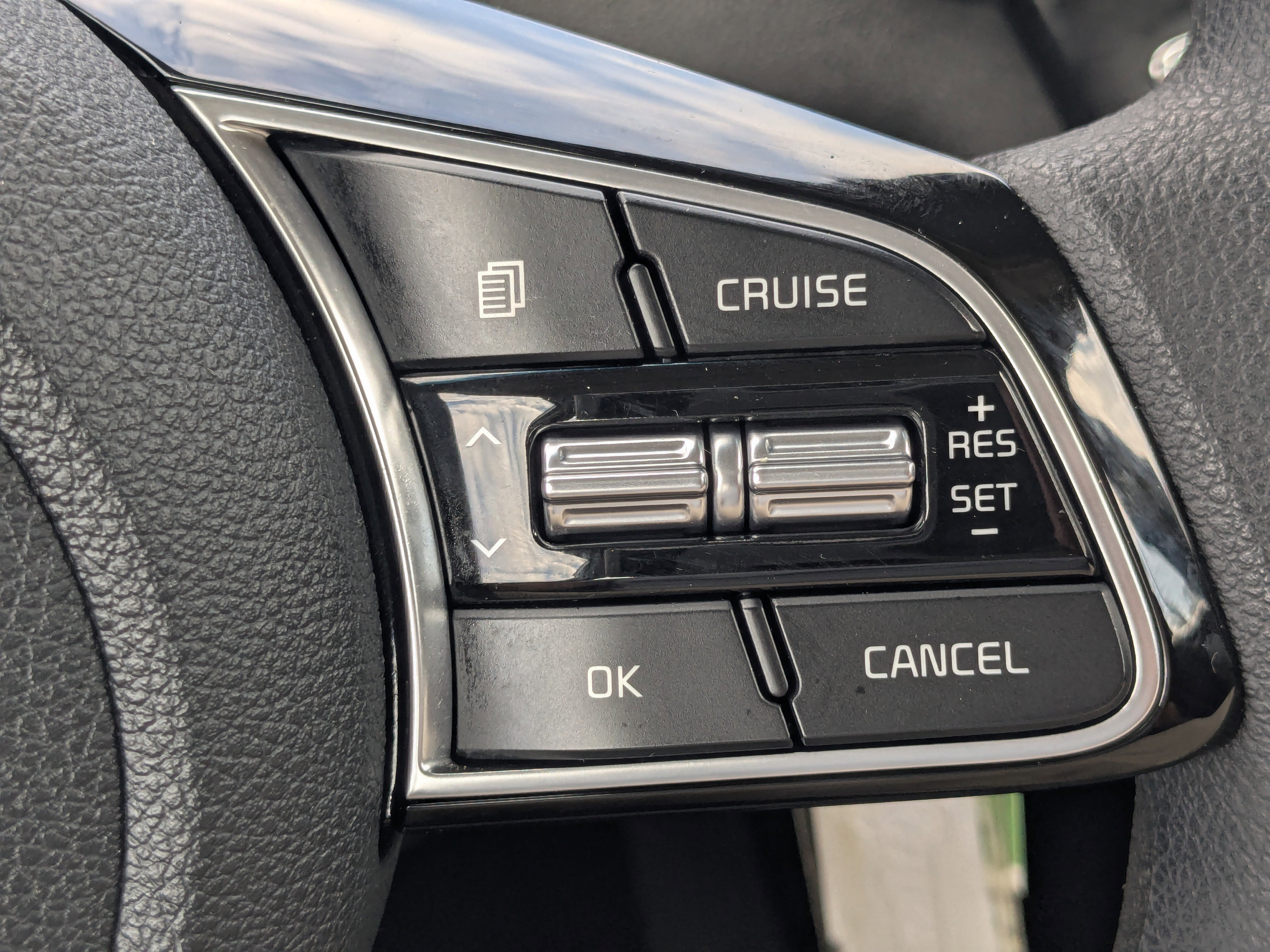 Used 2019 Kia Optima LX image 29