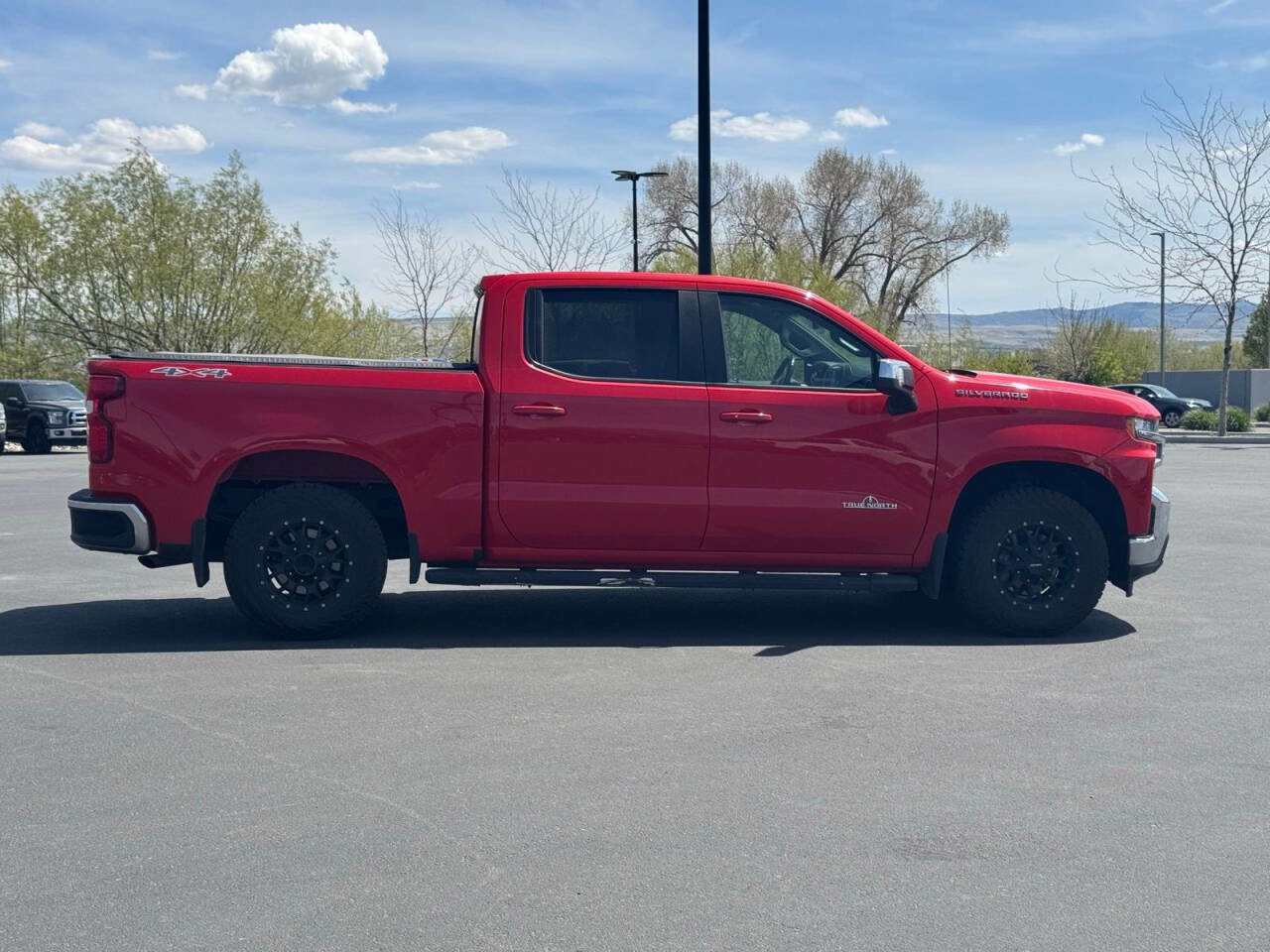 Used 2020 Chevrolet Silverado 1500 LT w/ True North Edition AWD/4WD image 8