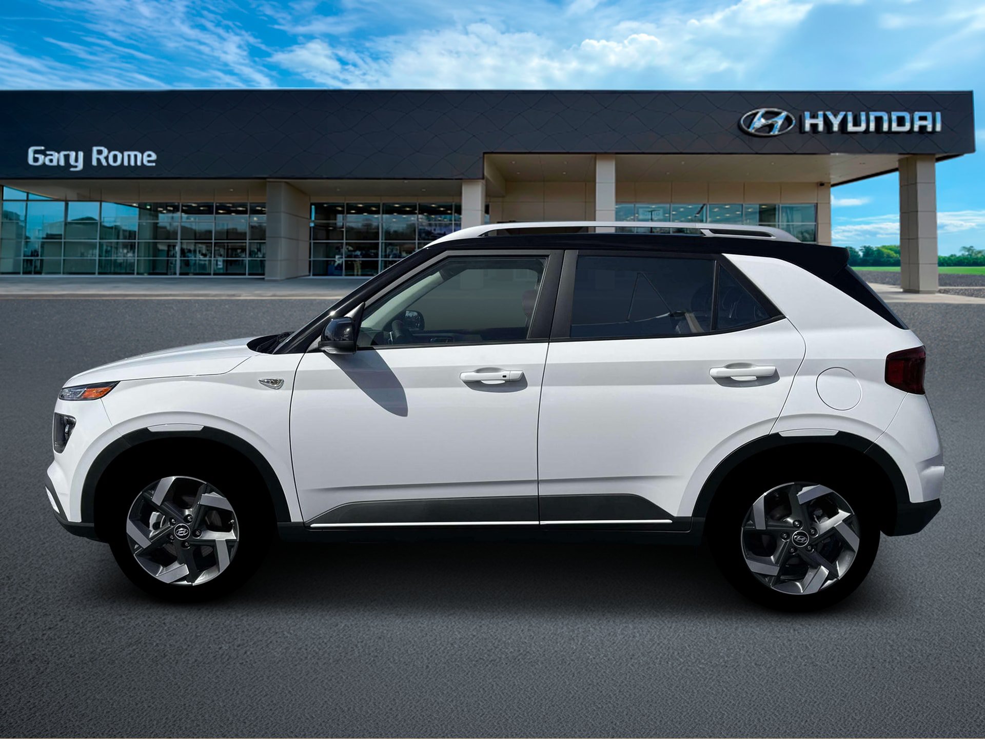 New 2026 Hyundai Venue SEL FWD image 3