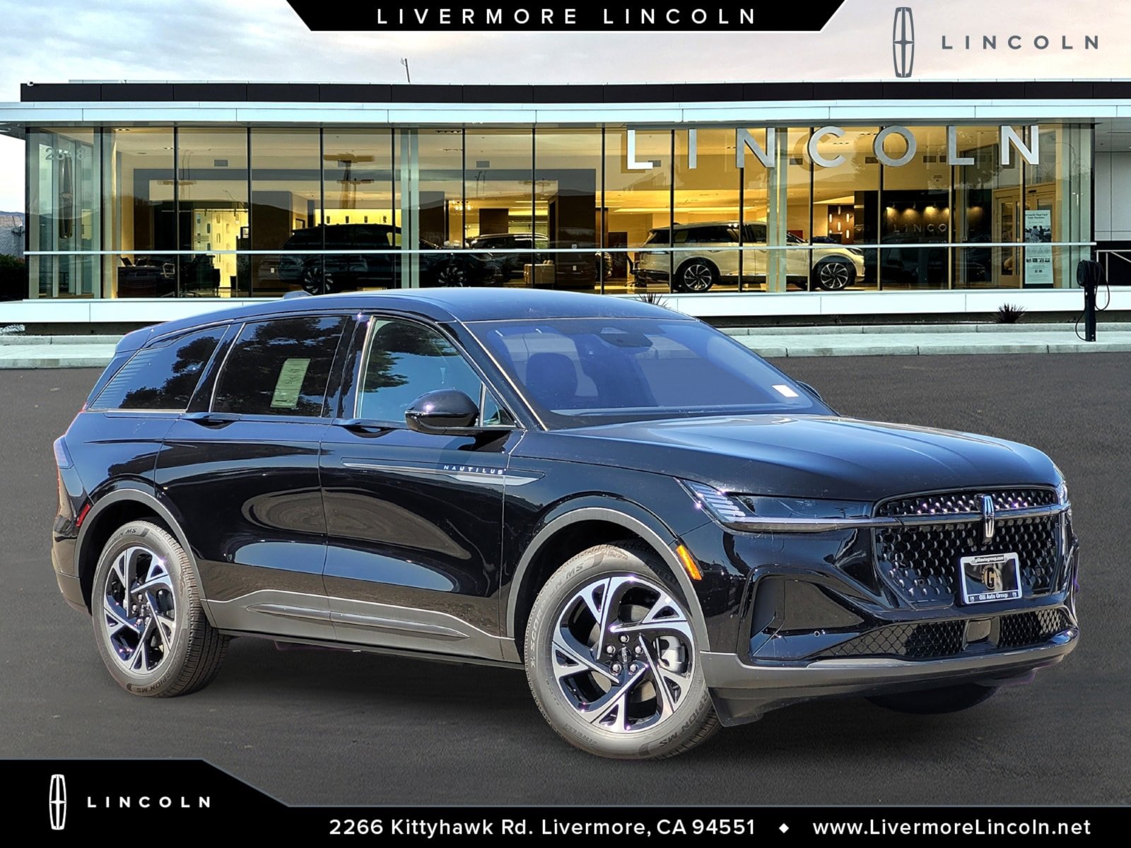 New 2025 Lincoln Nautilus Premier w/ Jet Appearance Package image 1