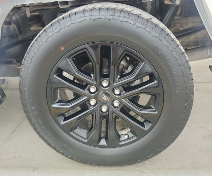 Used 2024 Ford F150 Lariat AWD/4WD image 10