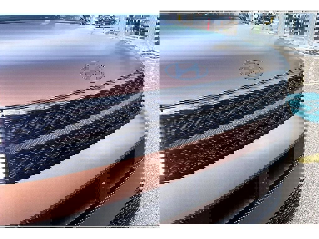 Used 2025 Hyundai Santa Fe Calligraphy image 32