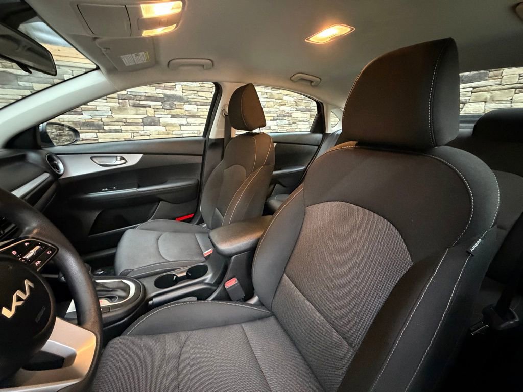 Used 2024 Kia Forte LXS image 12
