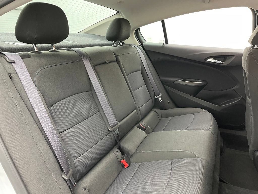 Used 2017 Chevrolet Cruze LT w/ Convenience Package FWD image 33