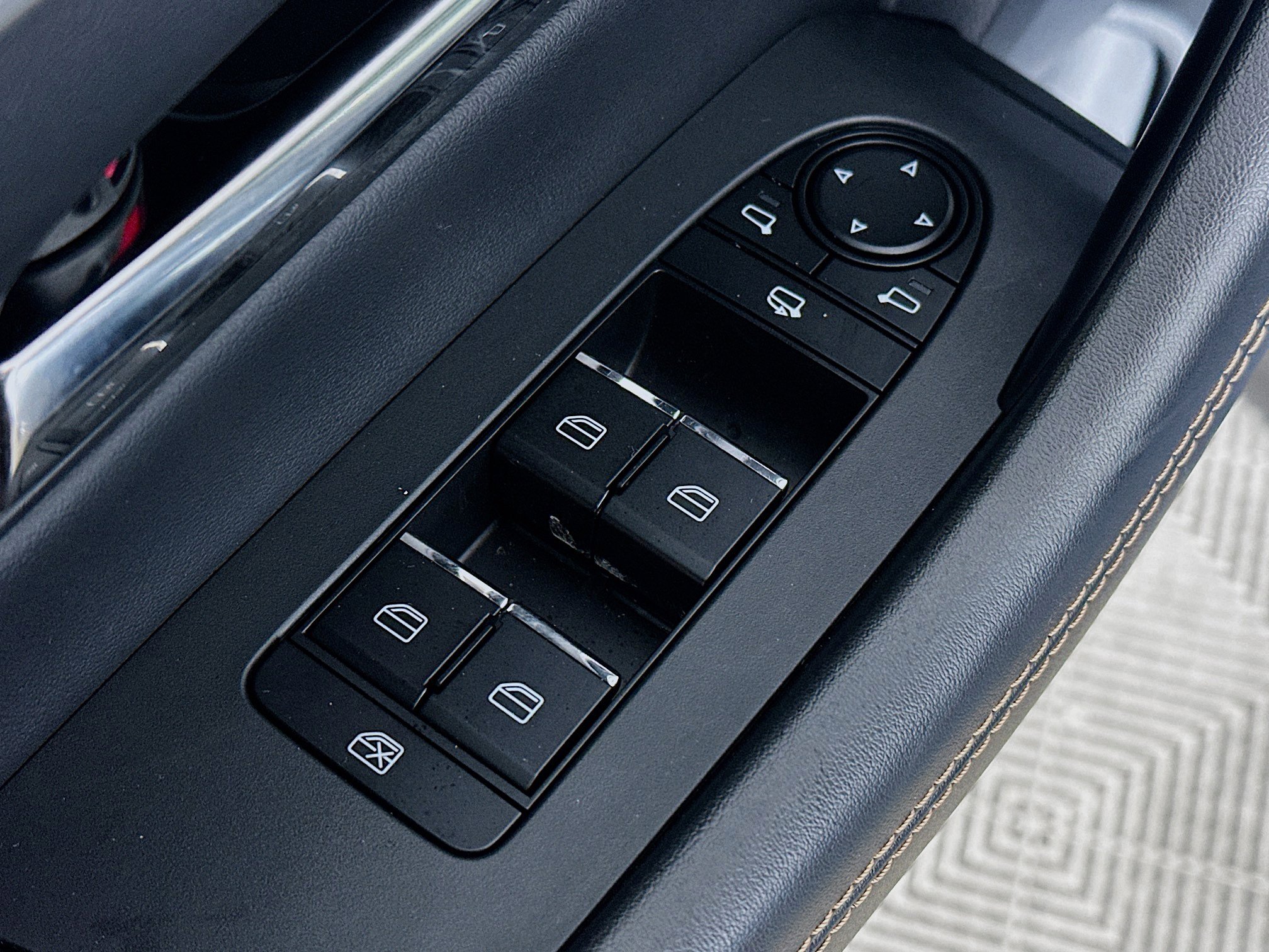 Used 2025 MAZDA CX-70 3.3 Turbo S w/ Premium Package image 18