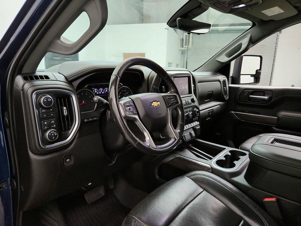 Used 2020 Chevrolet Silverado 2500 LTZ w/ LTZ Premium Package AWD/4WD image 13
