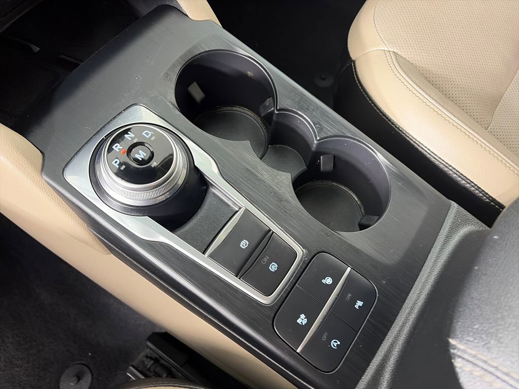 Certified 2020 Ford Escape Titanium image 22