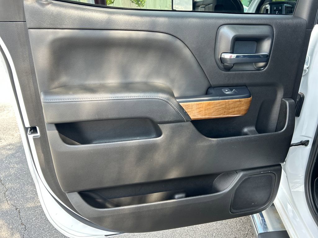 Used 2019 Chevrolet Silverado 3500 LTZ w/ Duramax Plus Package AWD/4WD image 31
