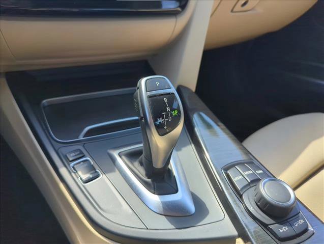 Used 2018 BMW 330i Sedan RWD image 10