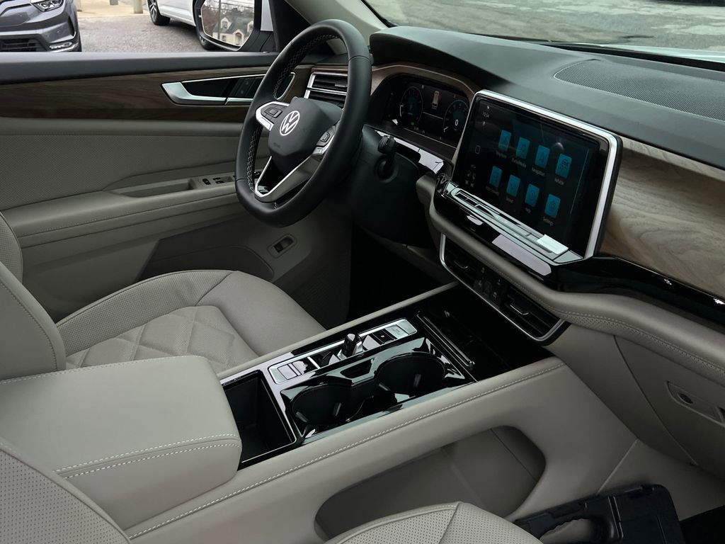 New 2026 Volkswagen Atlas SE image 11