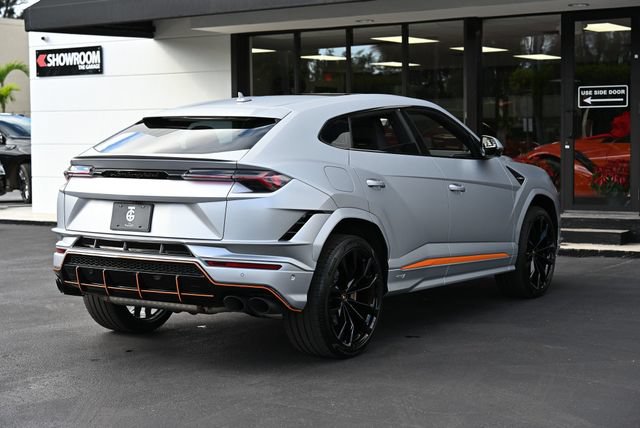 Used 2023 Lamborghini Urus S AWD/4WD image 13