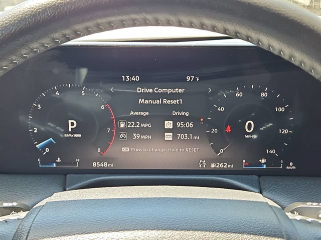 Certified 2025 Nissan Armada SV AWD/4WD image 3