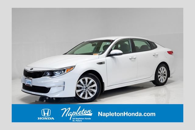 Used 2018 Kia Optima LX w/ 17" Alloy Wheels Package FWD image 1