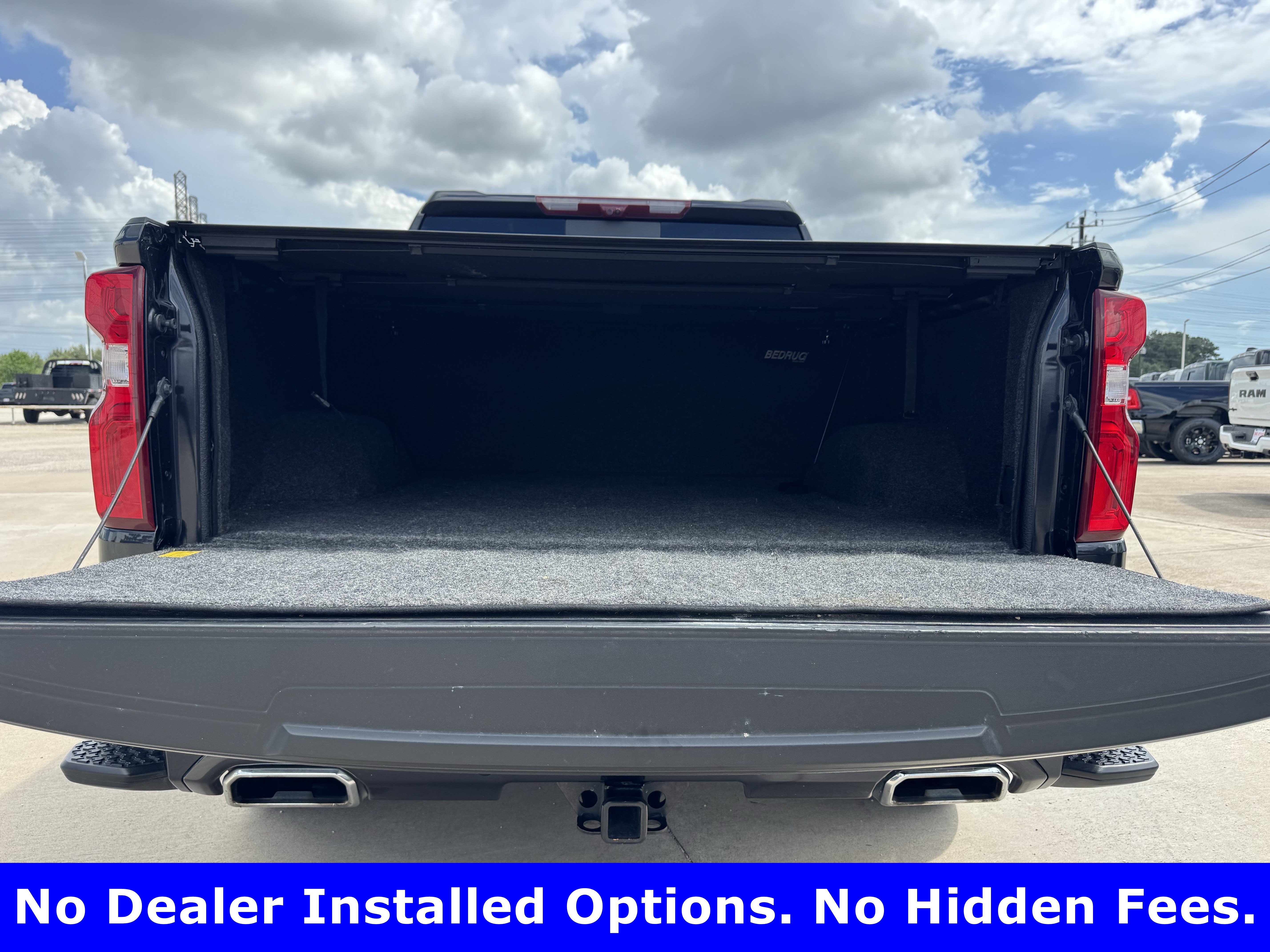 Used 2024 Chevrolet Silverado 1500 High Country w/ Technology Package AWD/4WD image 26
