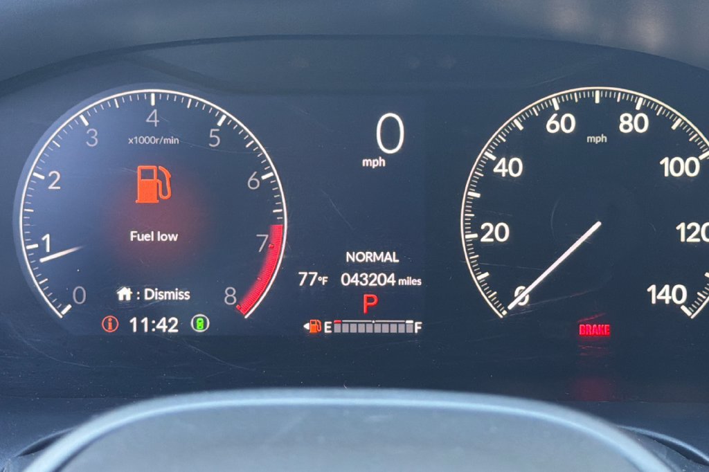 Certified 2024 Honda HR-V LX image 31