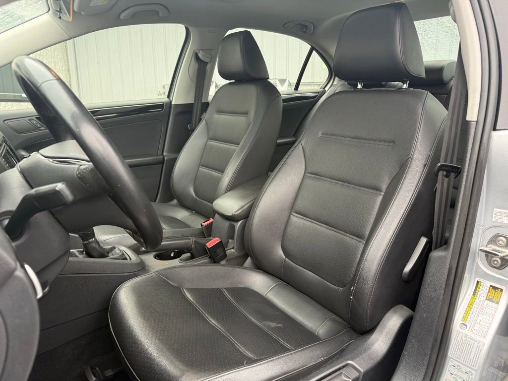 Used 2016 Volkswagen Jetta SEL image 8