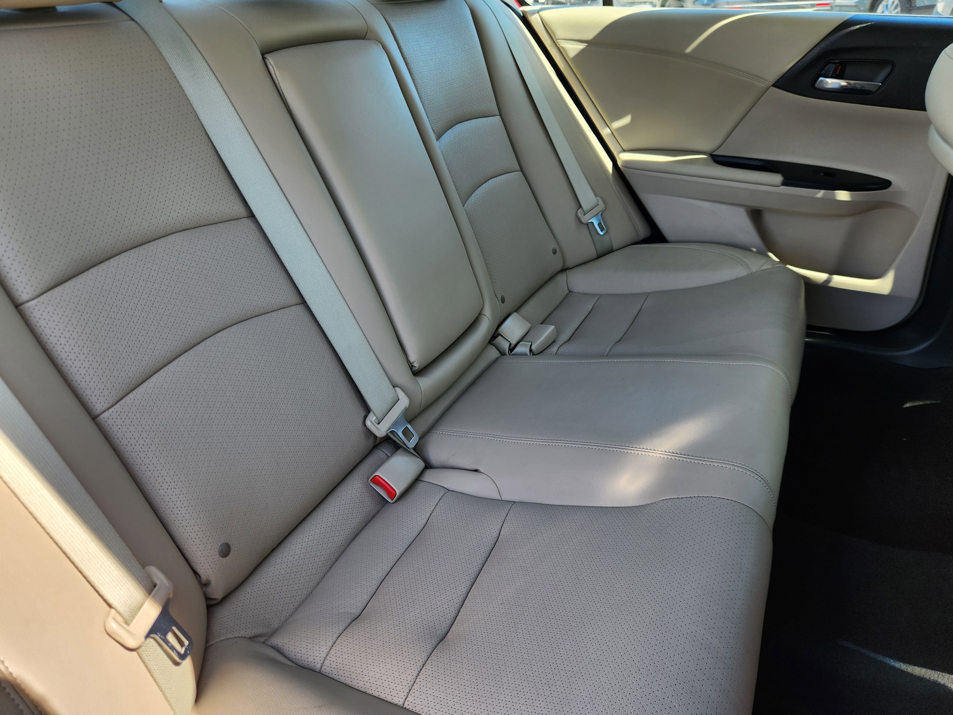 Used 2013 Honda Accord EX-L image 16