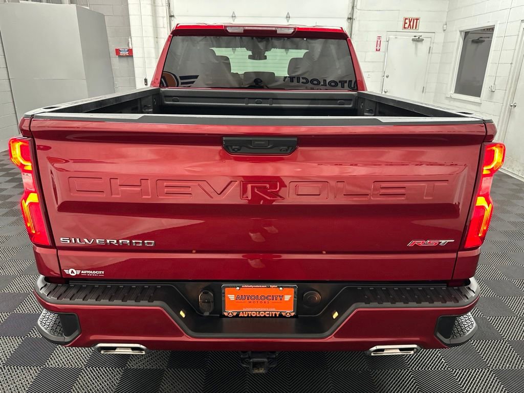 Used 2025 Chevrolet Silverado 1500 RST w/ Z71 Off-Road Package AWD/4WD image 8