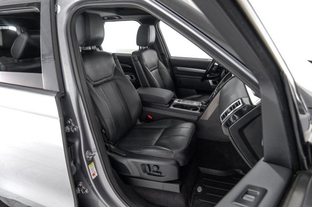 Used 2020 Land Rover Discovery Landmark AWD/4WD image 37