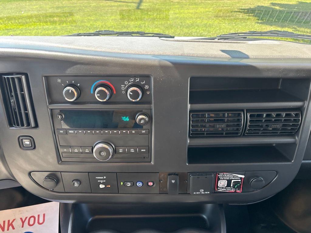 New 2026 Chevrolet Express 4500 w/ Power Convenience Package RWD image 10
