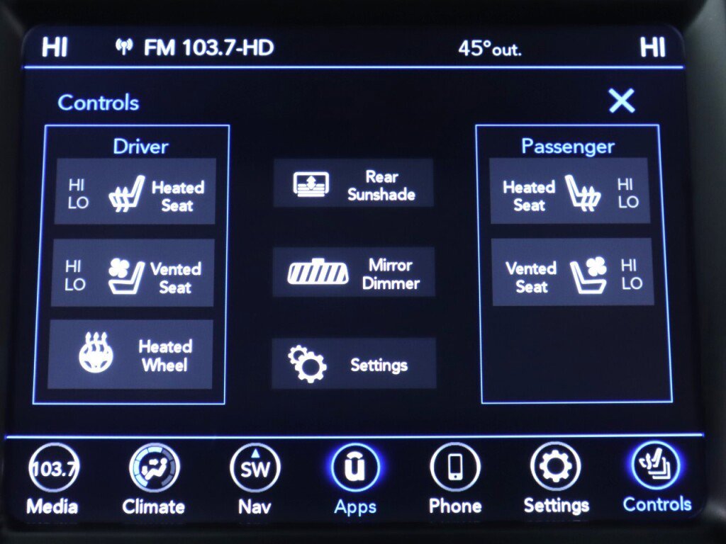 Used 2018 Chrysler 300 C w/ Safetytec Plus Group image 19