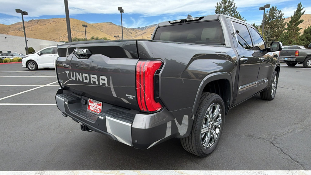 Used 2023 Toyota Tundra Capstone AWD/4WD image 3