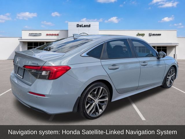 Used 2024 Honda Civic Touring image 4